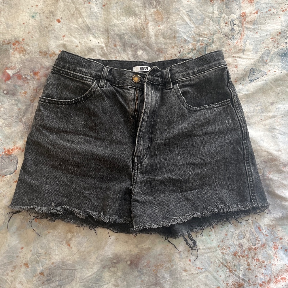 Uniqlo High-Waisted Denim Shorts in Washed Black